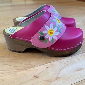 Tessa Clogs Size 26